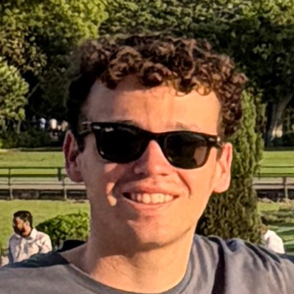 Jose, co-fundador de LetsBoxIt